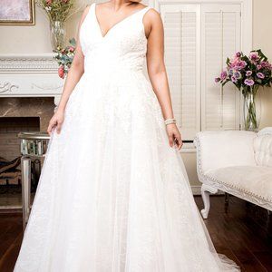 V-Neck Emboridery Mesh Wedding Gown GSGL1902